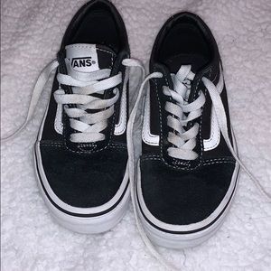 Boys Old Skool Vans Sneakers Size 12